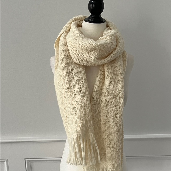 Vintage Accessories - Vintage Made in Italy Cream Wool Blend Scarf